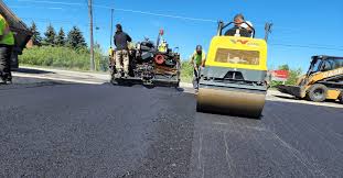 Best Asphalt Driveway Installation  in Rochester, WA